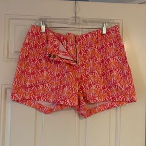 Vineyard vines seashell shorts